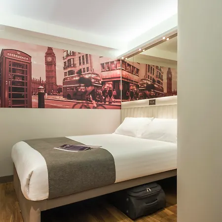 Point A Canary Wharf Hotel