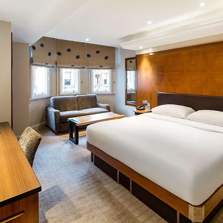 Radisson Blu Hotel, Tottenham Court Road - Formerly Kenilworth 4*