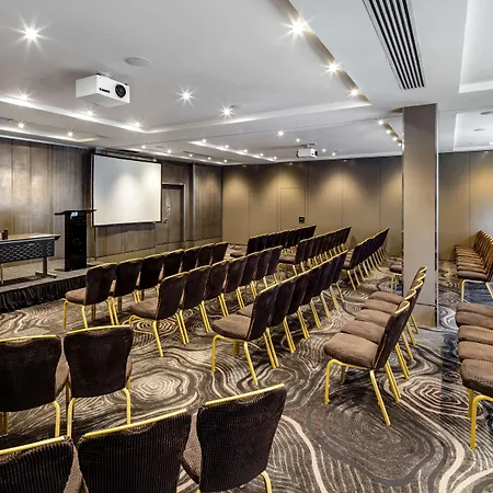 Radisson Blu Edwardian Bloomsbury Street Hotel, 4* Londen