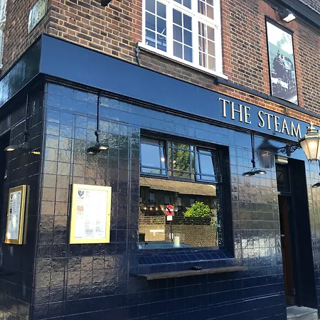 Hostel Publove @ The Steam Engine,waterloo *