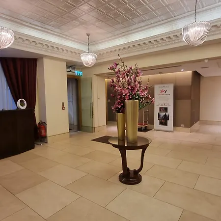 The Park City Grand Plaza Kensington 4*