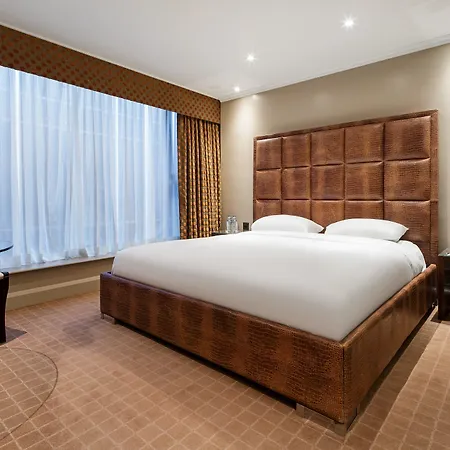 Radisson Blu Hotel, London Heathrow Szálloda Hillingdon kerület