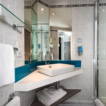 Holiday Express Greenwich By Ihg Hotel 3*