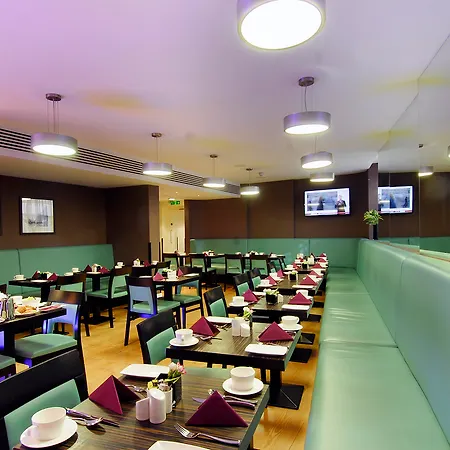 Hotel Inhabit Queen's Gardens, A Member Of Design 5*