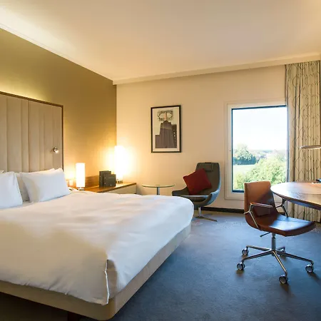 Hilton London Heathrow Airport Terminal 5 Ξενοδοχείο 4*