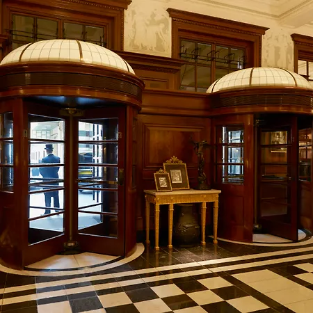 The Savoy 5* Londra