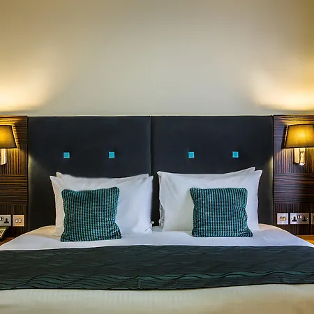 Holiday Kensington High St. By Ihg Hotel London