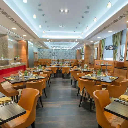 מלון Doubletree By Hilton Kensington 4*