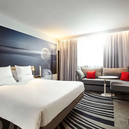 Novotel Bridge 4*