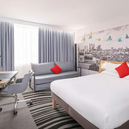 Novotel Excel Hotel