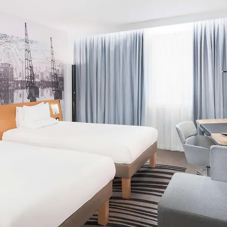 Novotel Excel Hotel 4*