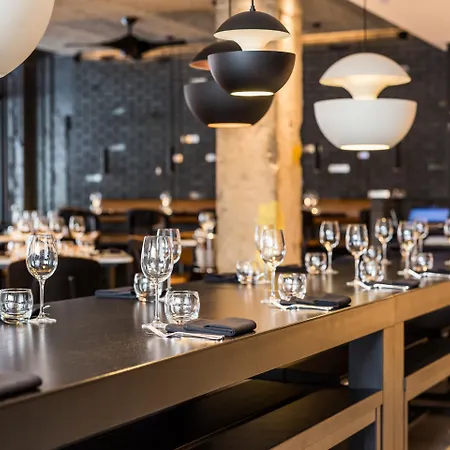 Radisson Blu Hotel, Leicester Square - Formerly Hampshire 5* Λονδίνο