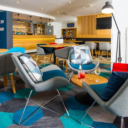 Holiday Express London-hammersmith By Ihg Hotel 3*