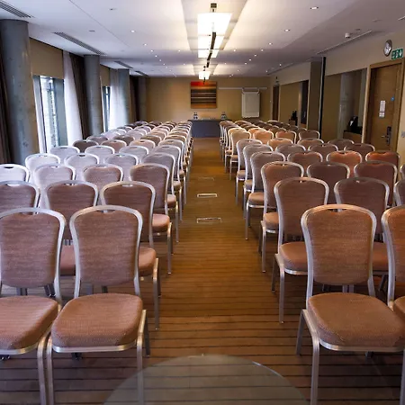 Hilton Tower Bridge 4* Λονδίνο