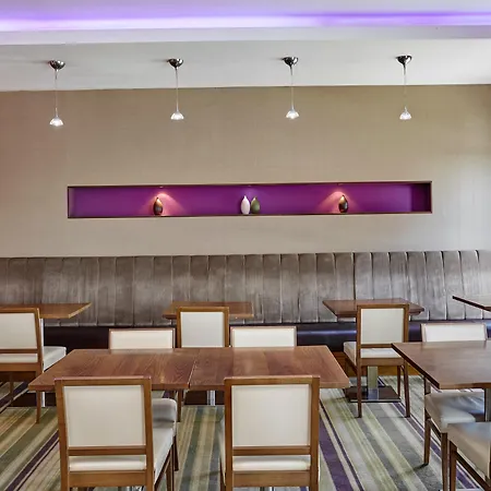 Holiday Express - Newbury Park, An Ihg Hotel