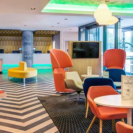 Hotel Ibis Styles London Heathrow Airport 3*