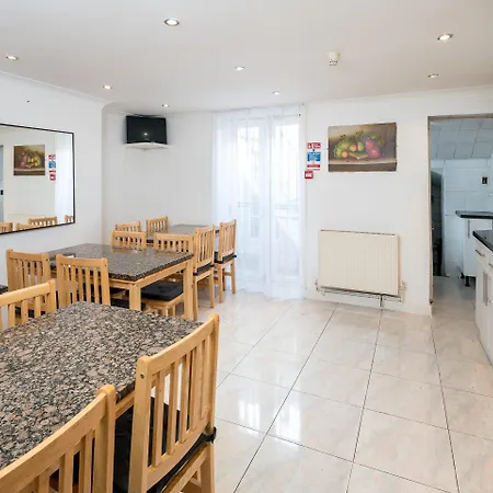 Apollo Kings Cross 3* London
