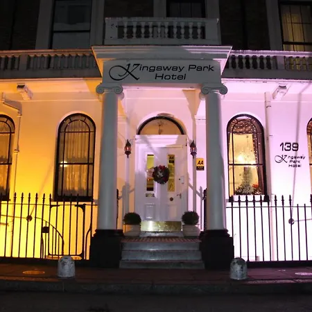 Szálloda Kingswaypark At Park Avenue London