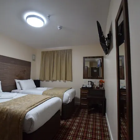 Lucky 8 Hotell Ilford