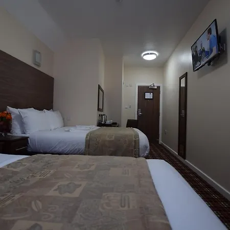 Hotell Lucky 8 Ilford
