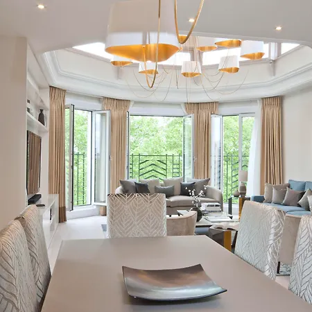 Fountain House 5*