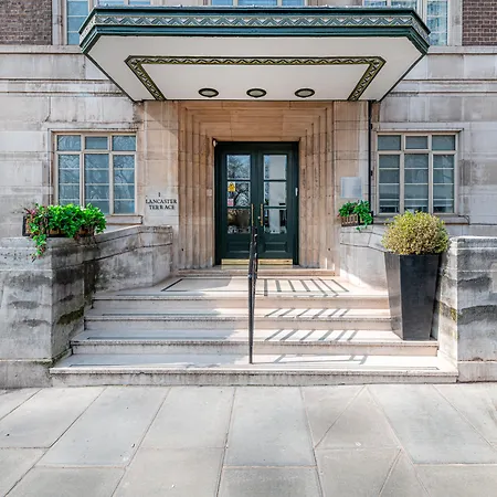 Fountain House London