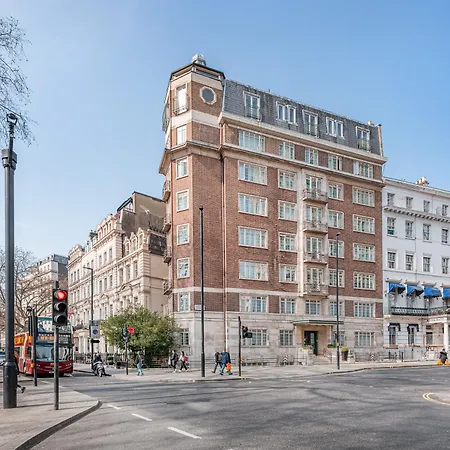 Fountain House Aparthotel London