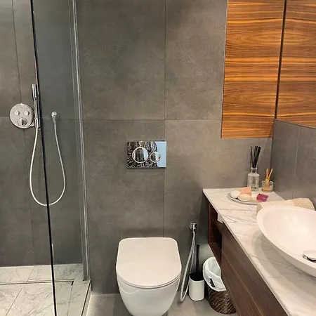 Chelsea Pad By Condokeeper *