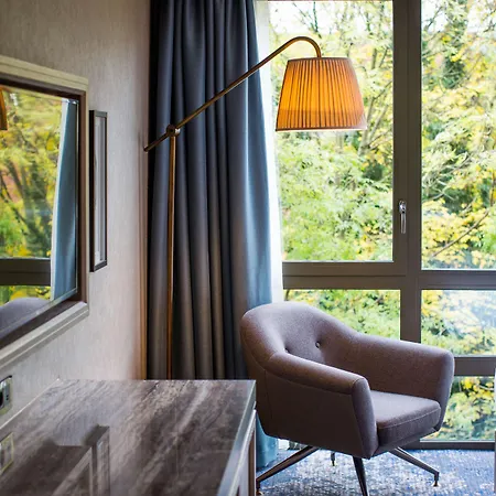 Doubletree By Hilton London Kingston Upon Thames Hotel 4*