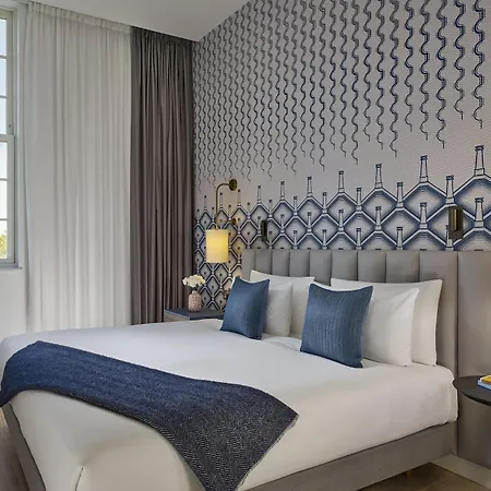 Citadines Islington 4*