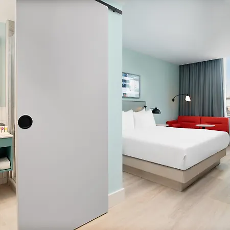 Hyatt Place East 4*