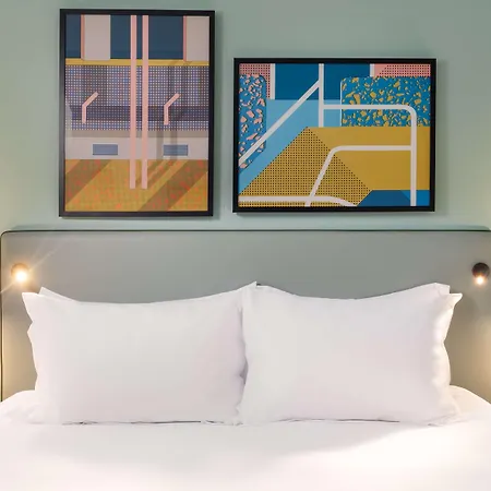 Hyatt Place East 4*