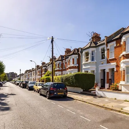 Appartement The Fulham Bolthole - Beckoning 2bdr Flat With Garden *