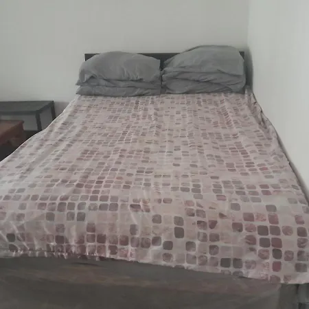 Lovely 1-bed Studio In Londres