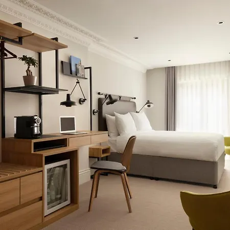 55 By Le Mirage London