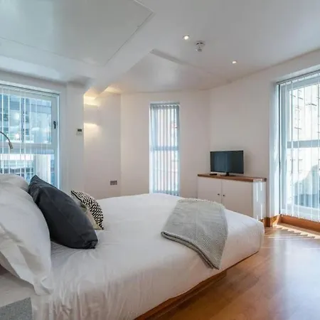 - Tower Hill - Centre By Prime N-8 London