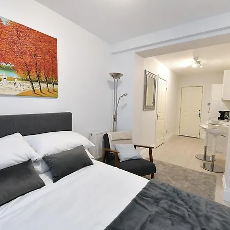 Stylish By Luxestays Shepherds Bush * 伦敦