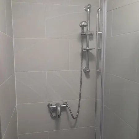 Lovely 1-bed Studio In Appartement Londres
