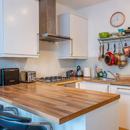 Pass The Keys Balham Modern Cosy Appartamento Londra