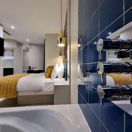 Nox Edgware Road 4*