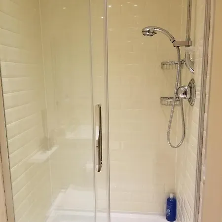 London Luxury 1 Min From Redbridge Station With Parking * Wanstead