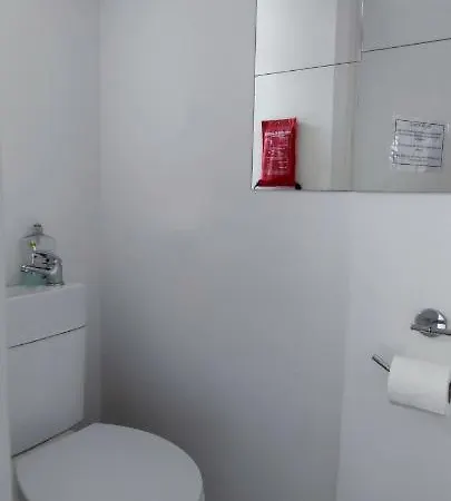 Location Location Location, Whole For You! Apartment
