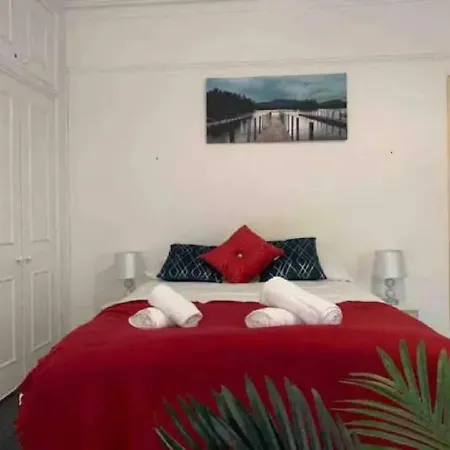 Guest house Balham, South Spacious 5, 6 Available London