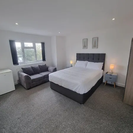 4 Bed In North London شقة انفيلد