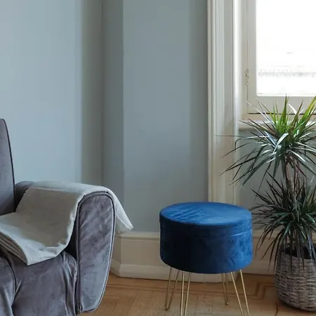 Bright Space In The Heart Of Appartement