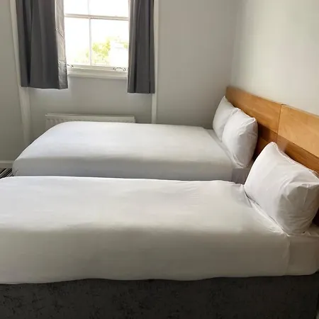 Hotell Palace Court 2*