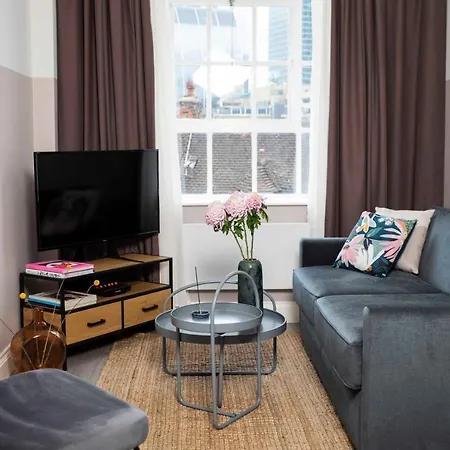Bob W Commercial House * Londres