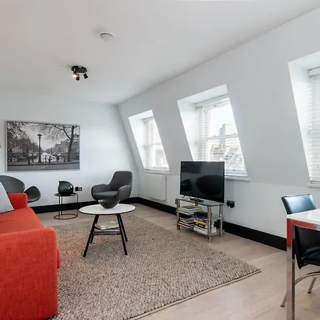 Farringdon Penthouse Loft By Living Apartment *