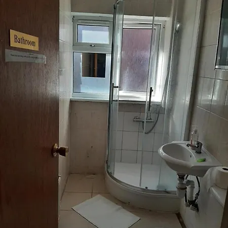 Single With Underbed 8 Hostel