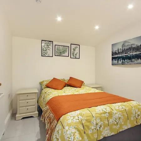 Splendid Flat In Kensington Olympia Apartment